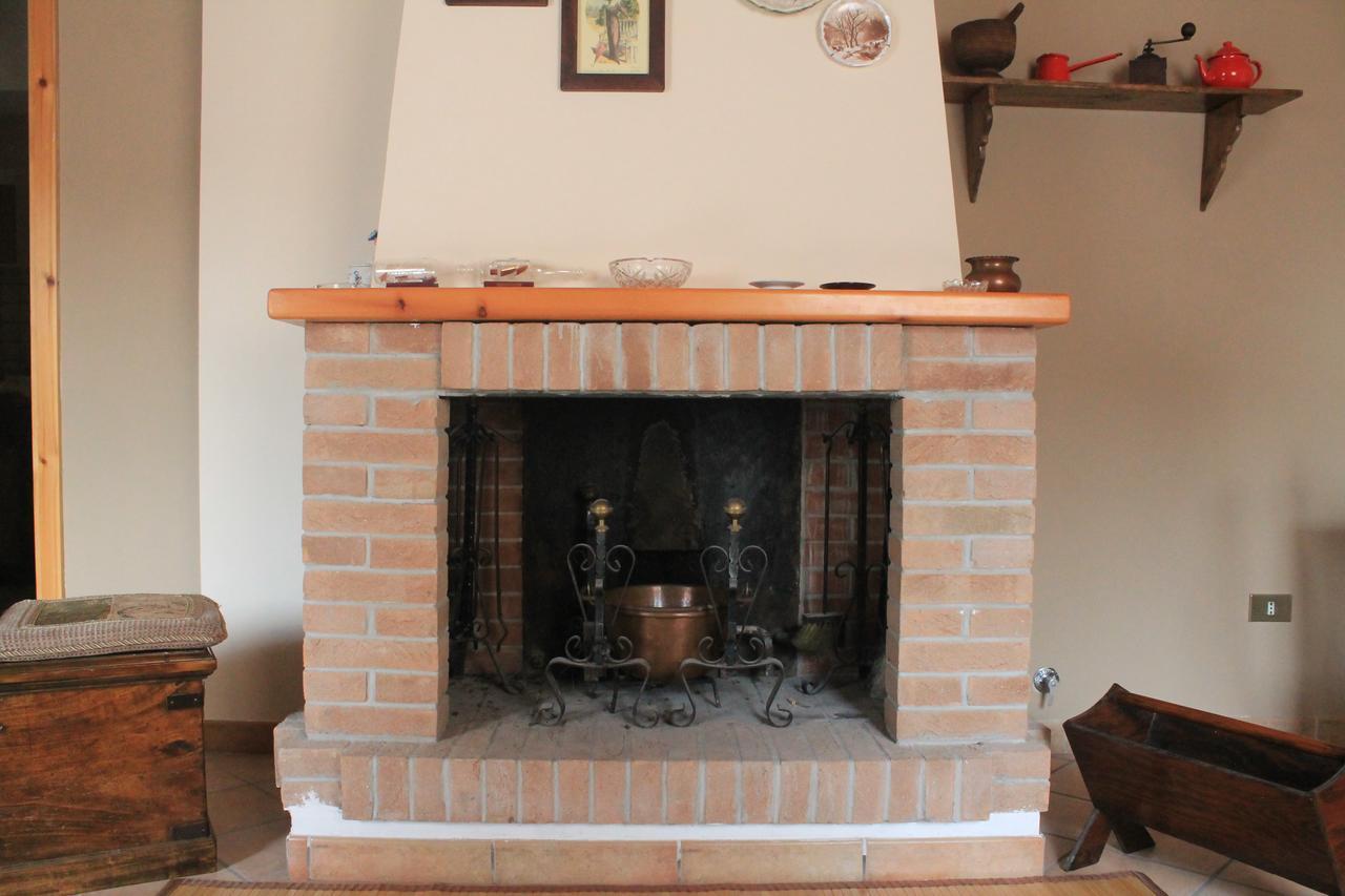 Massa d'Albe B&B A Casa Di Nonna מראה חיצוני תמונה