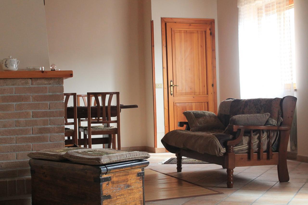 Massa d'Albe B&B A Casa Di Nonna מראה חיצוני תמונה