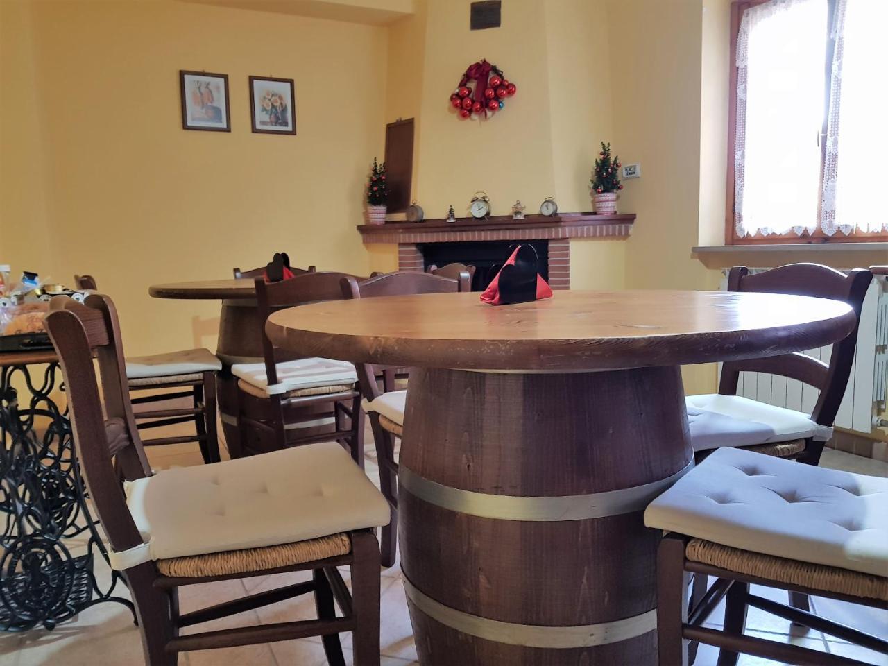 Massa d'Albe B&B A Casa Di Nonna מראה חיצוני תמונה